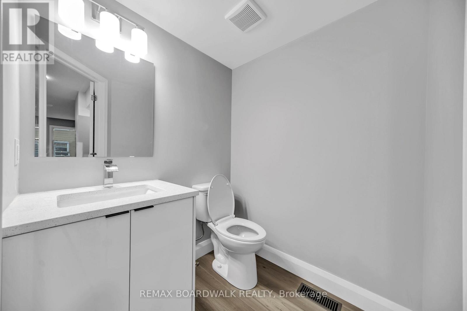 714 Sanibel Private, Ottawa, Ontario  K2H 0A8 - Photo 24 - X12580154