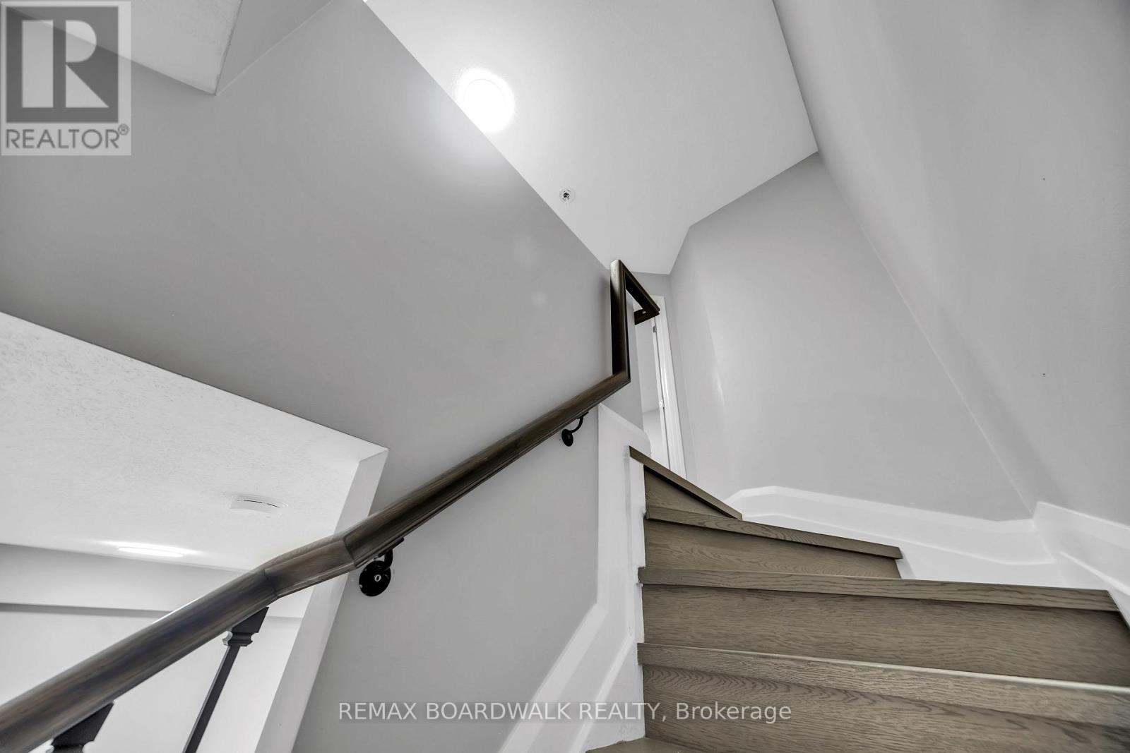 714 Sanibel Private, Ottawa, Ontario  K2H 0A8 - Photo 25 - X12580154