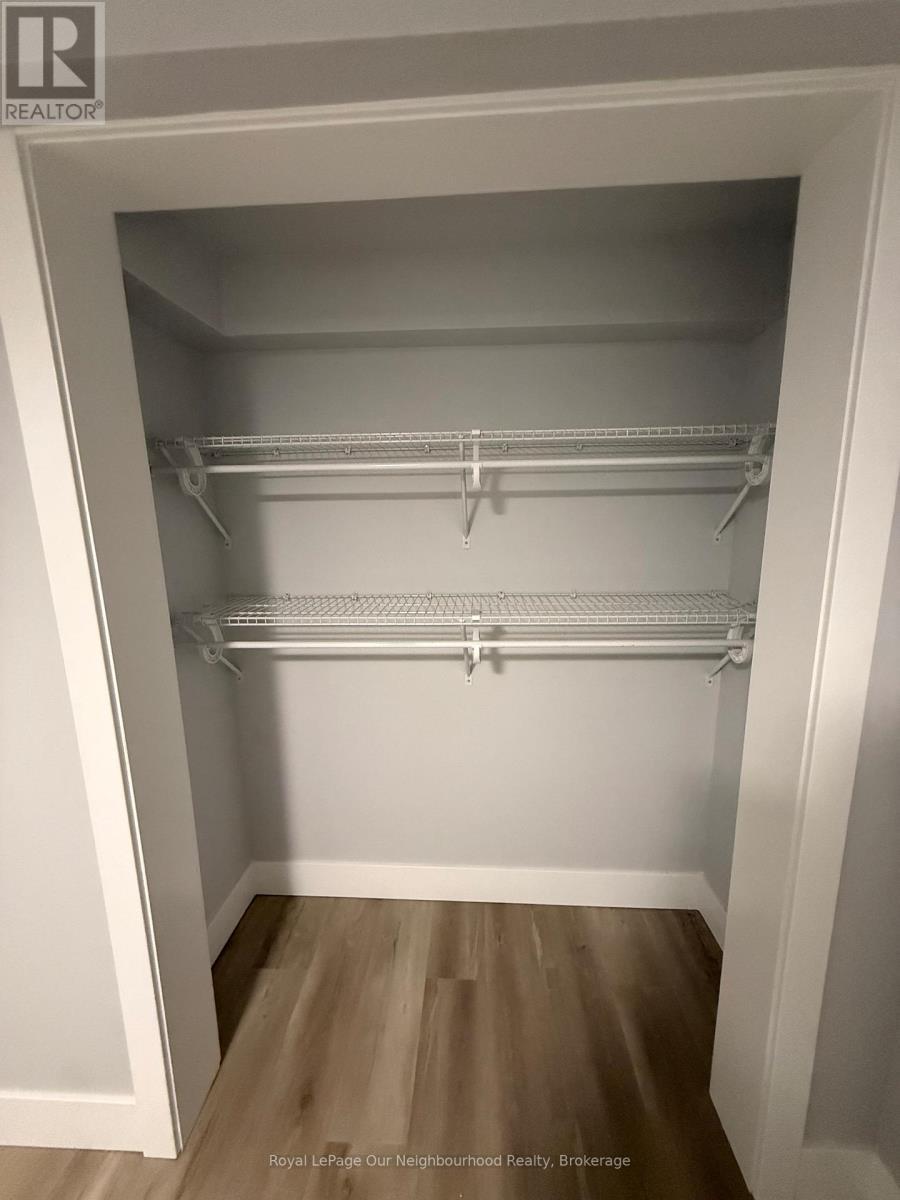 Lower - 997 Armour Road, Peterborough, Ontario  K9H 7H2 - Photo 17 - X12697264