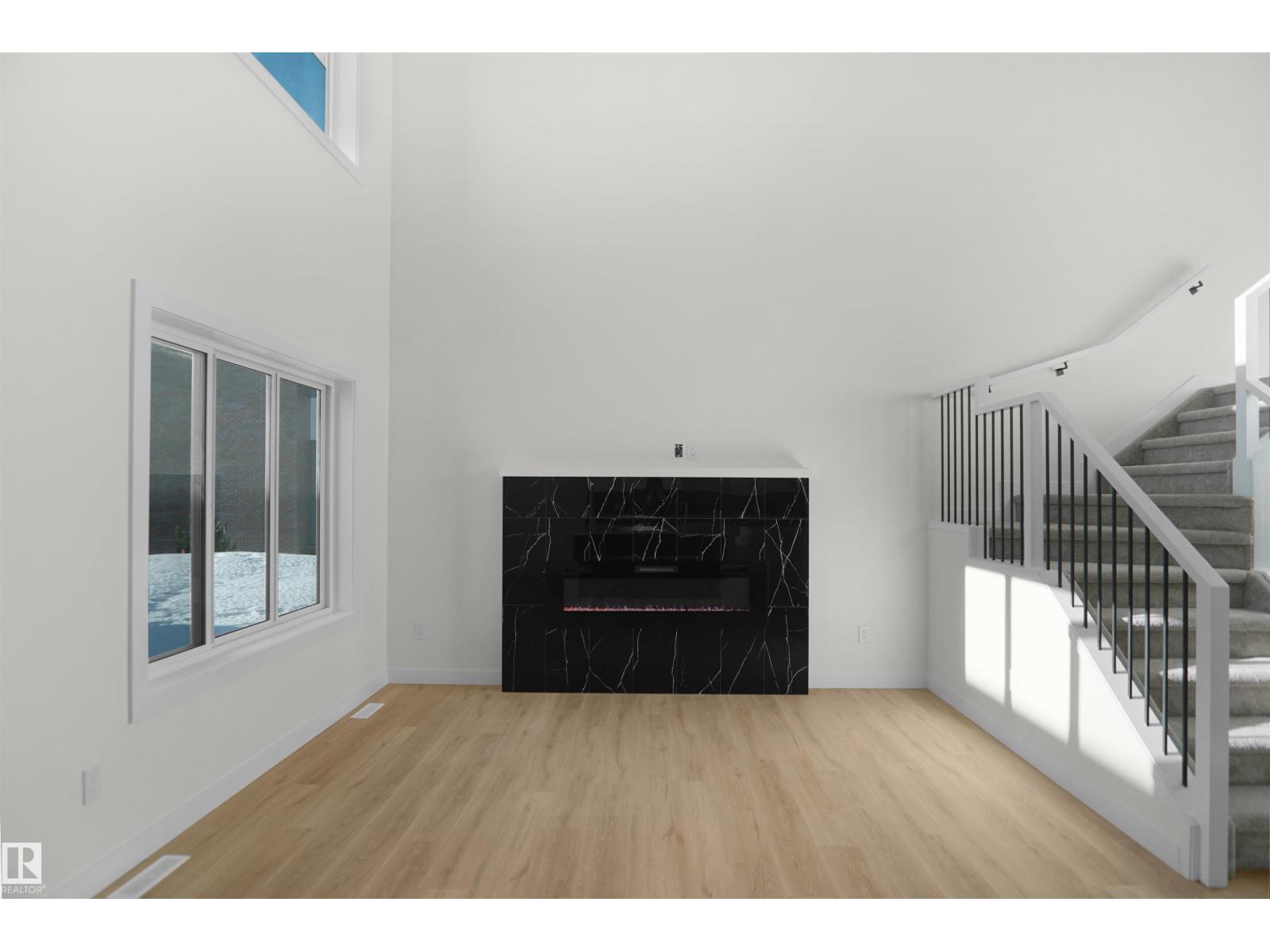 6807 169 Av Nw, Edmonton, Alberta  T5Z 0H2 - Photo 4 - E4470024