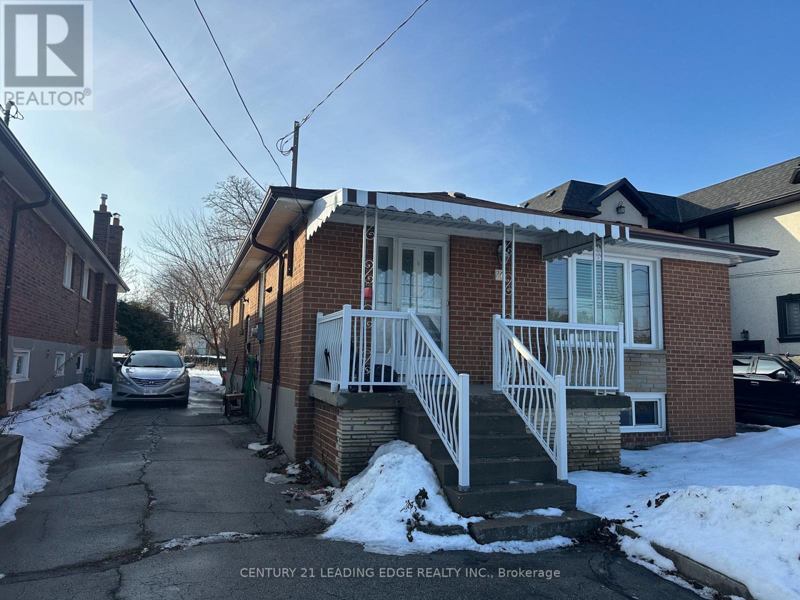Main - 26 Gooderham Drive, Toronto, Ontario  M1R 3G5 - Photo 2 - E12667986