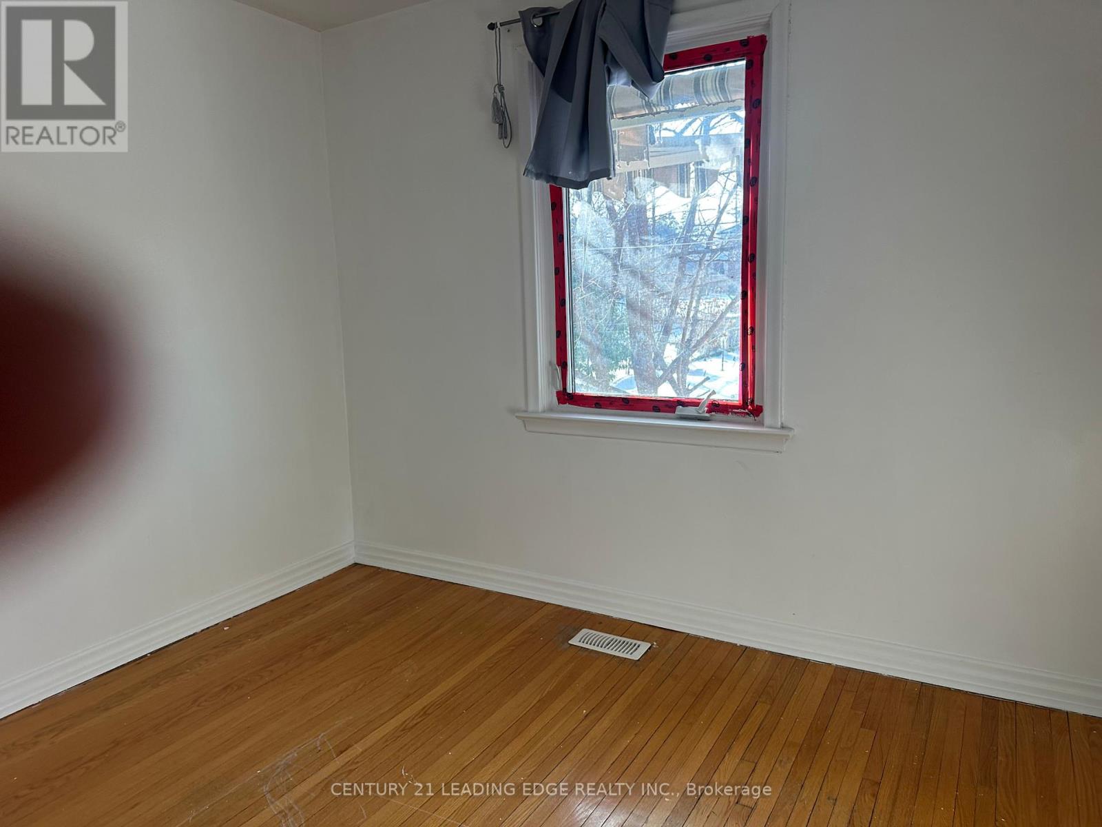 Main - 26 Gooderham Drive, Toronto, Ontario  M1R 3G5 - Photo 8 - E12667986