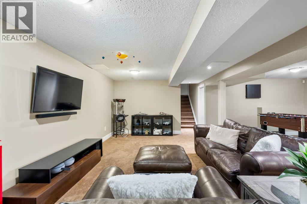 612 Willoughby Crescent Se, Calgary, Alberta  T2J 2A1 - Photo 37 - A2278698