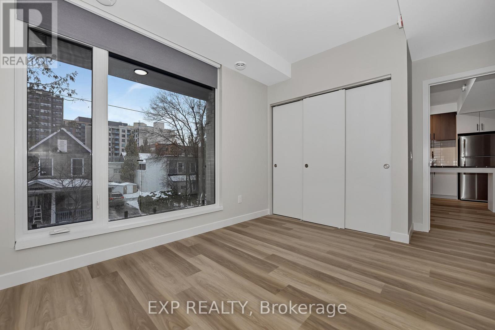 301 - 211 Armstrong Street, Ottawa, Ontario  K1Y 2W3 - Photo 15 - X12697236