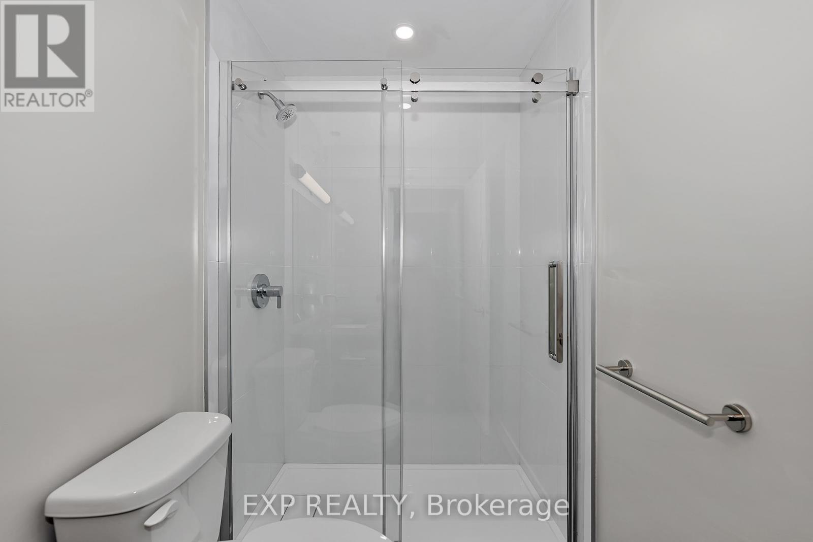 301 - 211 Armstrong Street, Ottawa, Ontario  K1Y 2W3 - Photo 17 - X12697236