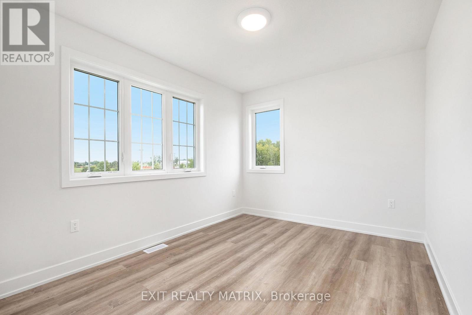 491 Sturgess Road, Montague, Ontario  K7A 4S7 - Photo 10 - X12697278