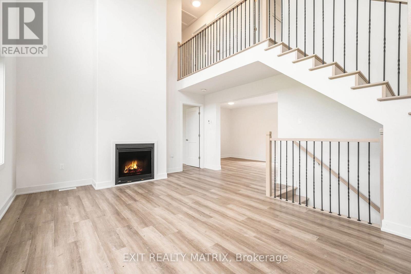 491 Sturgess Road, Montague, Ontario  K7A 4S7 - Photo 2 - X12697278