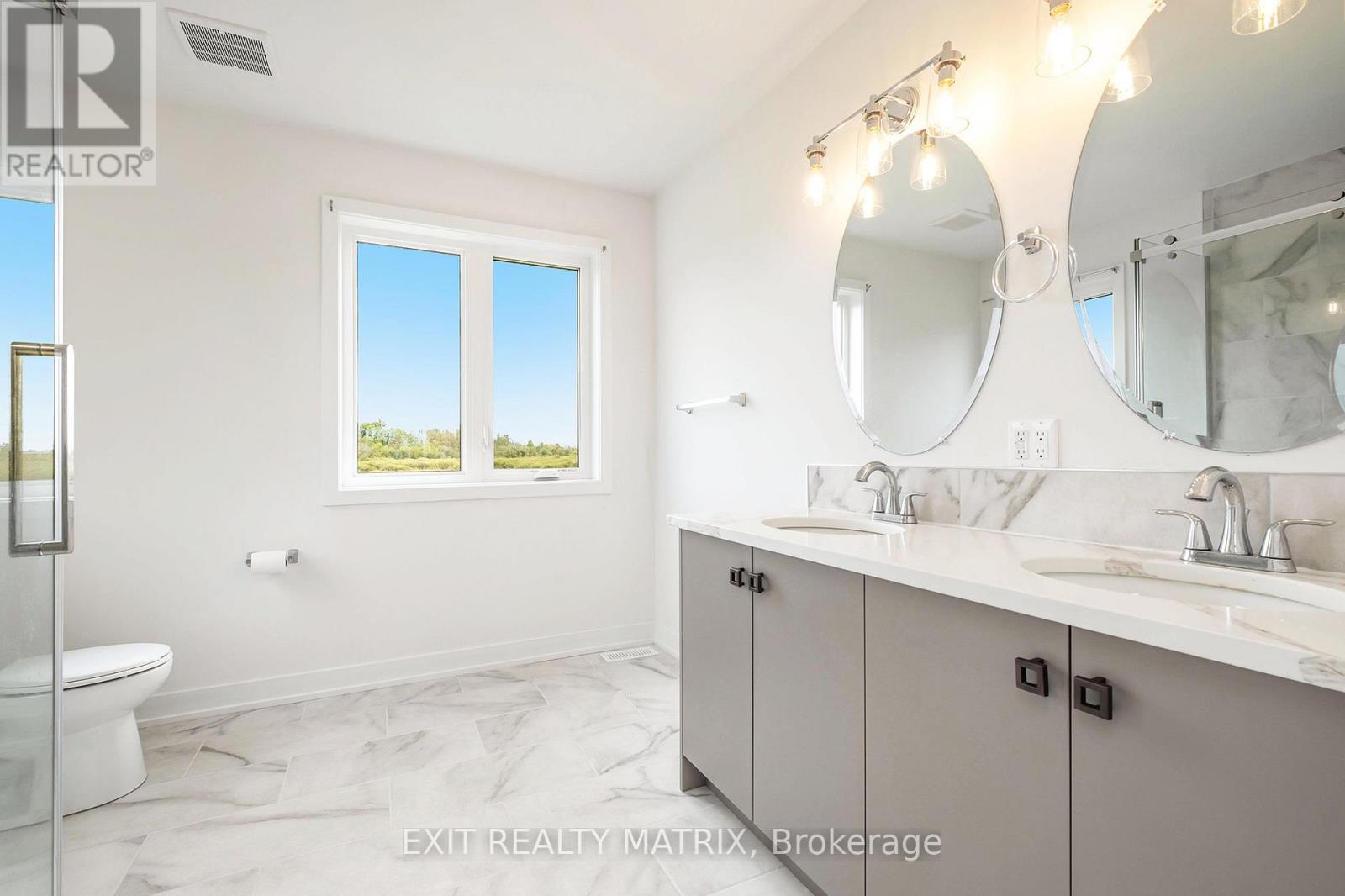 491 Sturgess Road, Montague, Ontario  K7A 4S7 - Photo 7 - X12697278