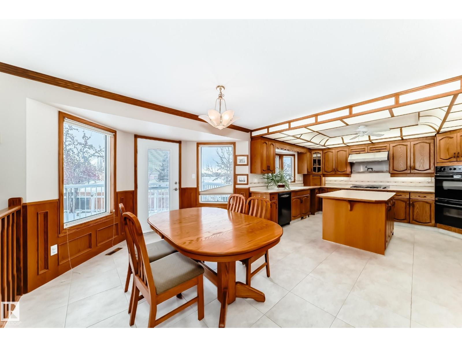 1720 Bearspaw Dr E Nw, Edmonton, Alberta  T6J 5E3 - Photo 13 - E4470027