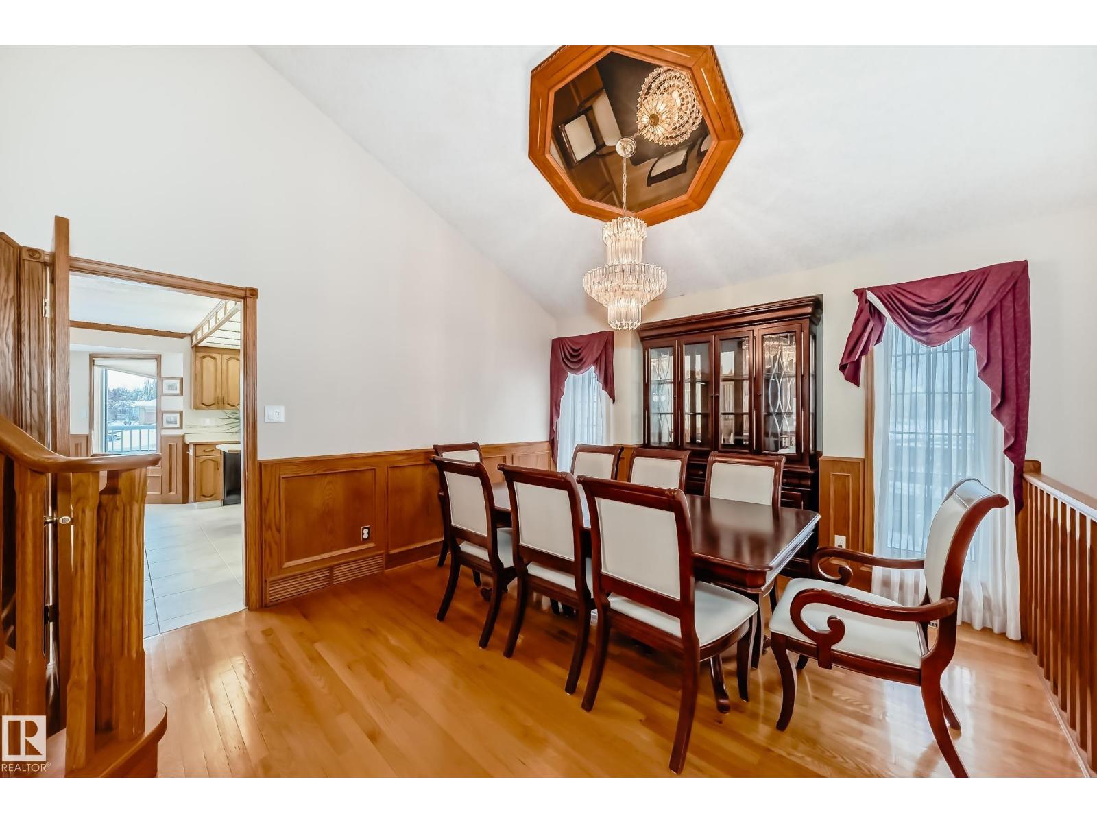 1720 Bearspaw Dr E Nw, Edmonton, Alberta  T6J 5E3 - Photo 24 - E4470027