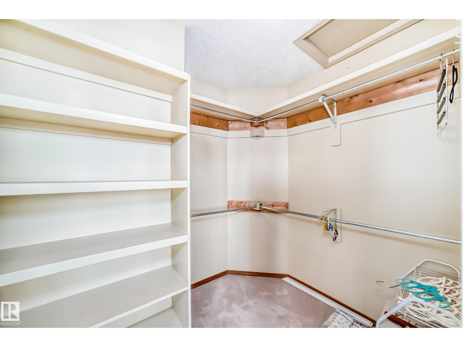 1720 Bearspaw Dr E Nw, Edmonton, Alberta  T6J 5E3 - Photo 47 - E4470027