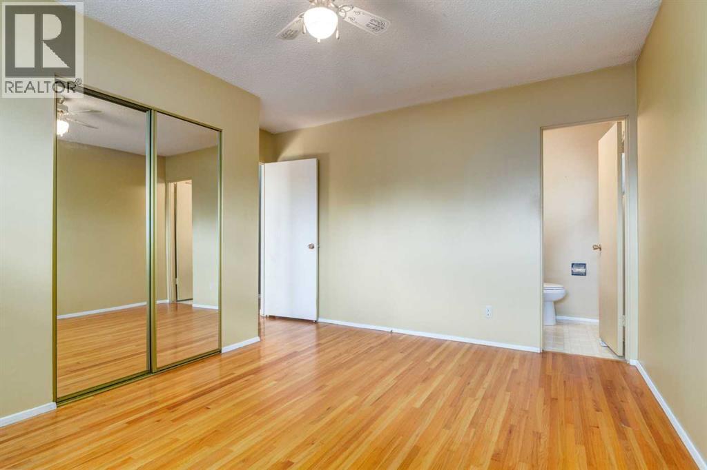 244 Maple Court Crescent Se, Calgary, Alberta  T2J 1V7 - Photo 15 - A2262442