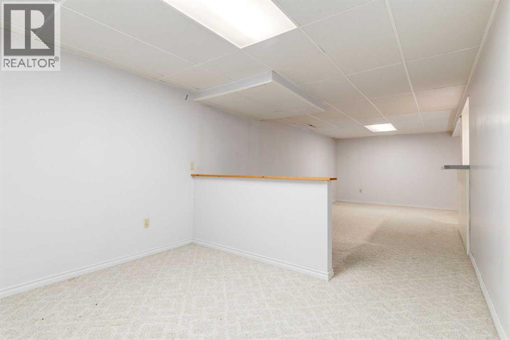 244 Maple Court Crescent Se, Calgary, Alberta  T2J 1V7 - Photo 28 - A2262442