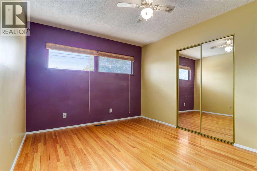 244 Maple Court Crescent Se, Calgary, Alberta  T2J 1V7 - Photo 14 - A2262442