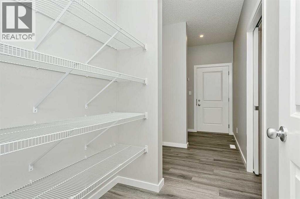 21 Heartwood Lane Se, Calgary, Alberta  T3M 2K1 - Photo 5 - A2271676