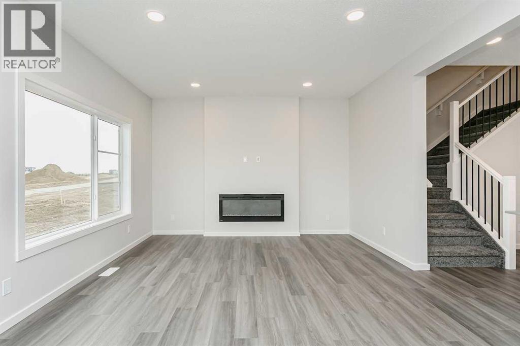 21 Heartwood Lane Se, Calgary, Alberta  T3M 2K1 - Photo 4 - A2271676