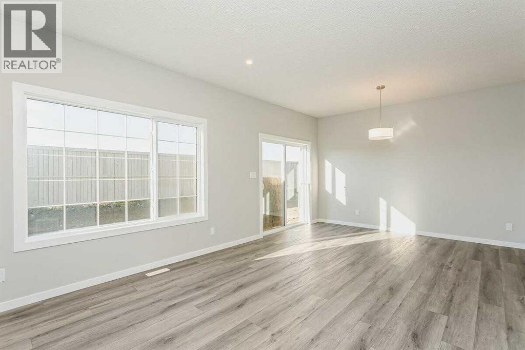 21 Heartwood Lane Se, Calgary, Alberta  T3M 2K1 - Photo 6 - A2271676