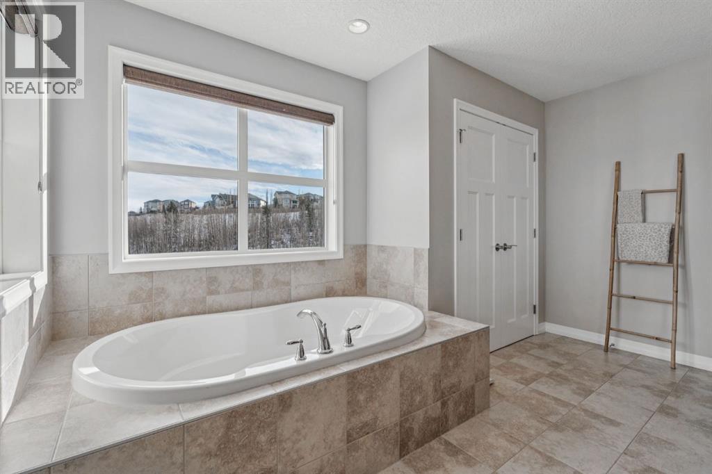 82 Ridge View Place, Cochrane, Alberta  T4C 0P6 - Photo 18 - A2274936