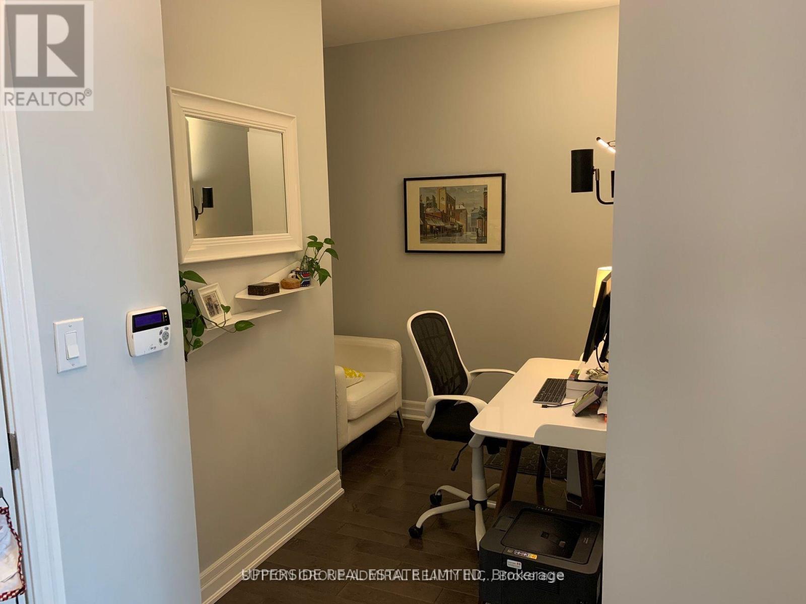 2601 - 8 The Esplanade Avenue, Toronto, Ontario  M5E 0A6 - Photo 8 - C12697202