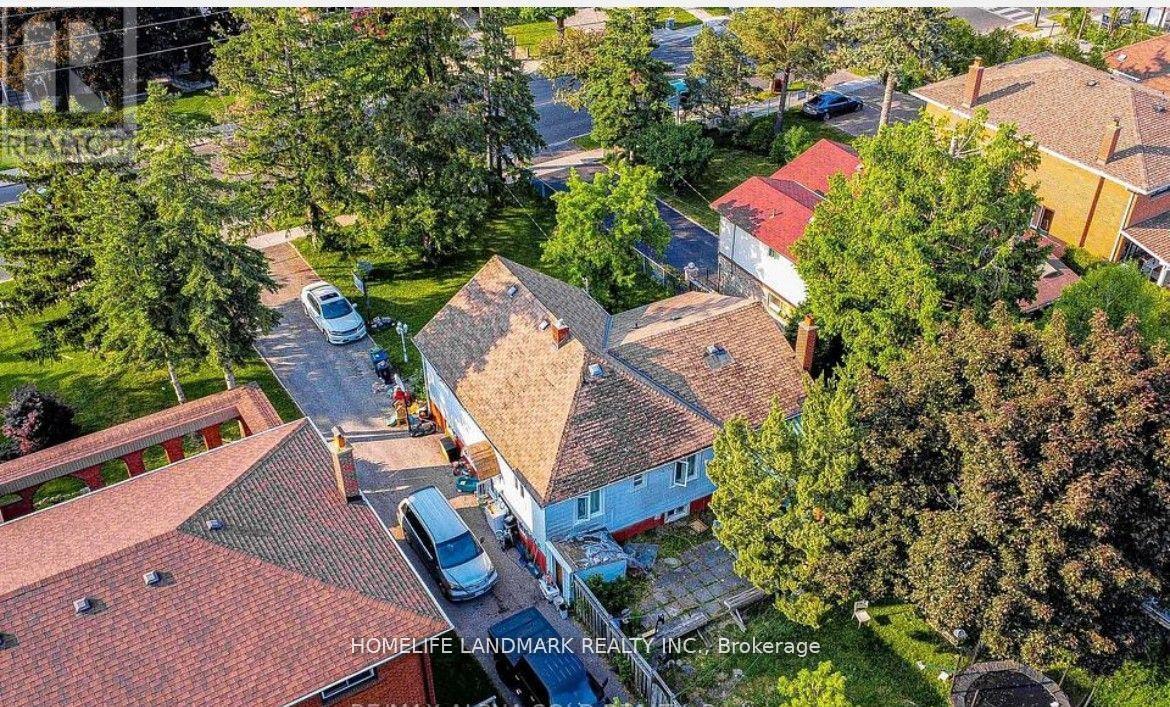 247 Drewry Avenue, Toronto, Ontario  M2M 1E3 - Photo 3 - C12697246