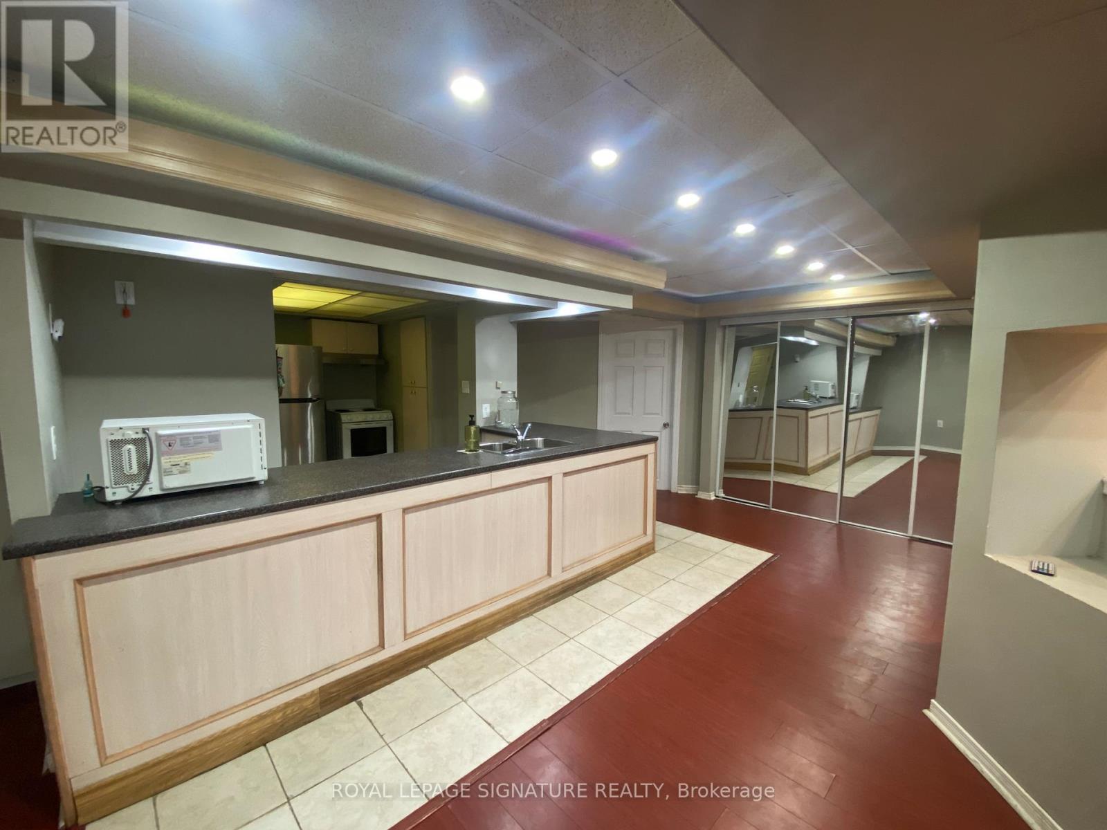 Bsmt - 622 Chartwell Court, Pickering, Ontario  L1V 4R8 - Photo 2 - E12697200