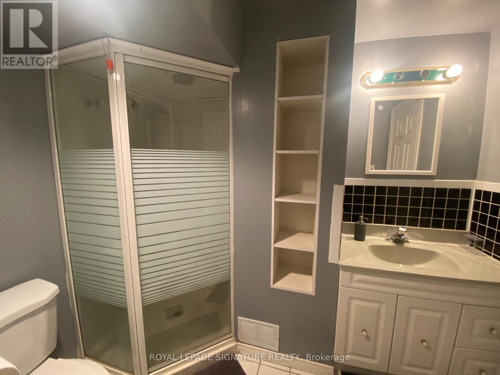 Bsmt - 622 Chartwell Court, Pickering, Ontario  L1V 4R8 - Photo 5 - E12697200