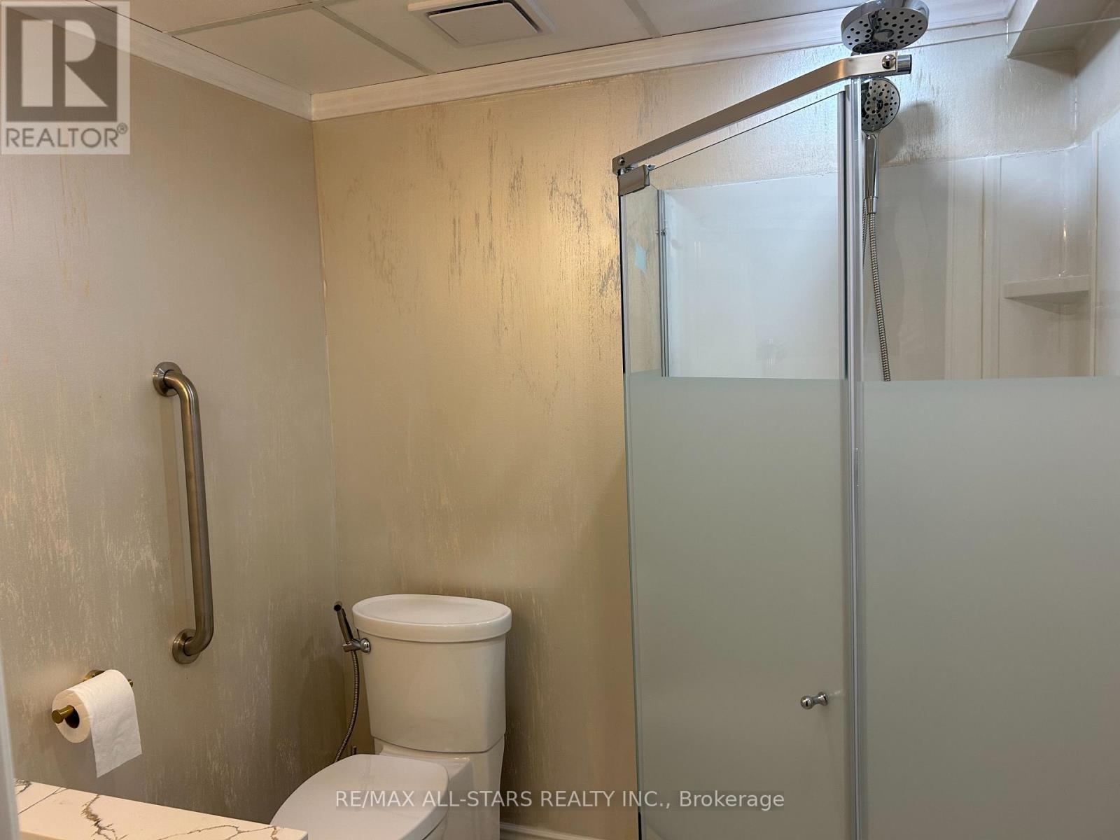 171 Shaftsbury Avenue, Richmond Hill, Ontario  L4C 0G2 - Photo 21 - N12697282