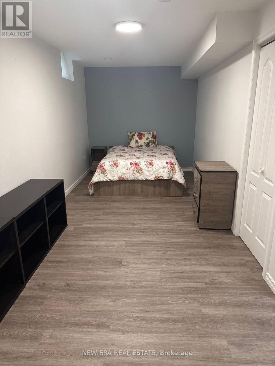 1031 Lake Drive N, Georgina, Ontario  L4P 3E9 - Photo 37 - N12697284