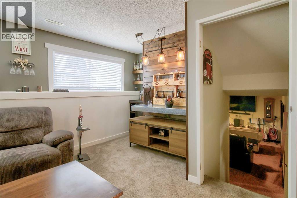 11 Erminedale Place N, Lethbridge, Alberta  T1H 5X8 - Photo 26 - A2278254