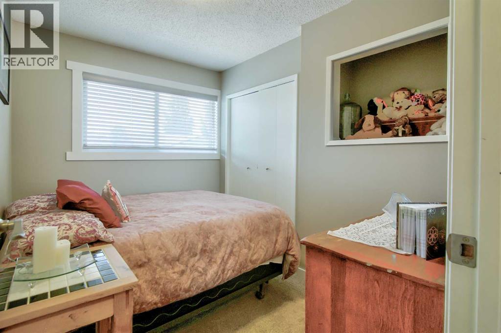 11 Erminedale Place N, Lethbridge, Alberta  T1H 5X8 - Photo 19 - A2278254