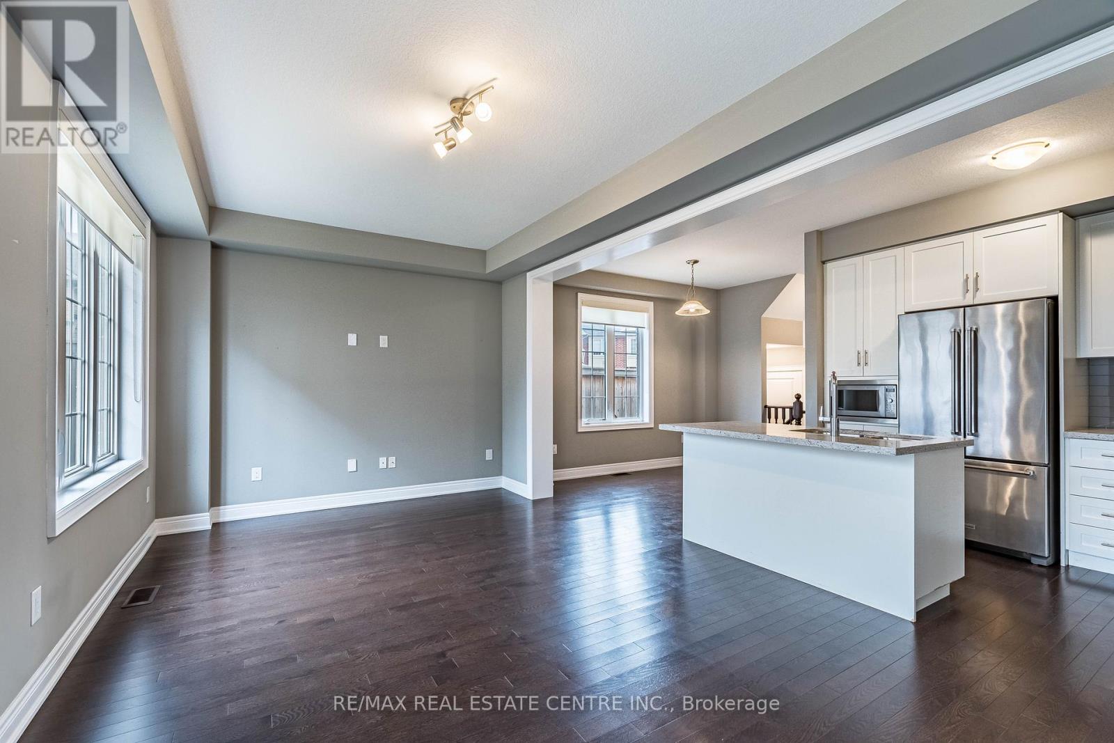 3254 Mockingbird Common, Oakville, Ontario  L6H 0W9 - Photo 12 - W12692506