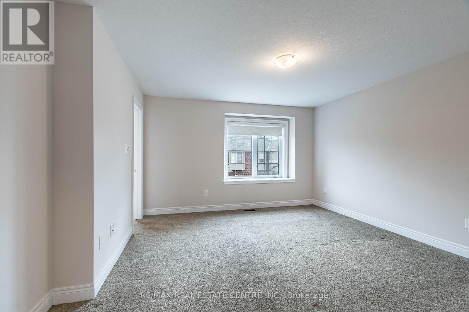 3254 Mockingbird Common, Oakville, Ontario  L6H 0W9 - Photo 14 - W12692506