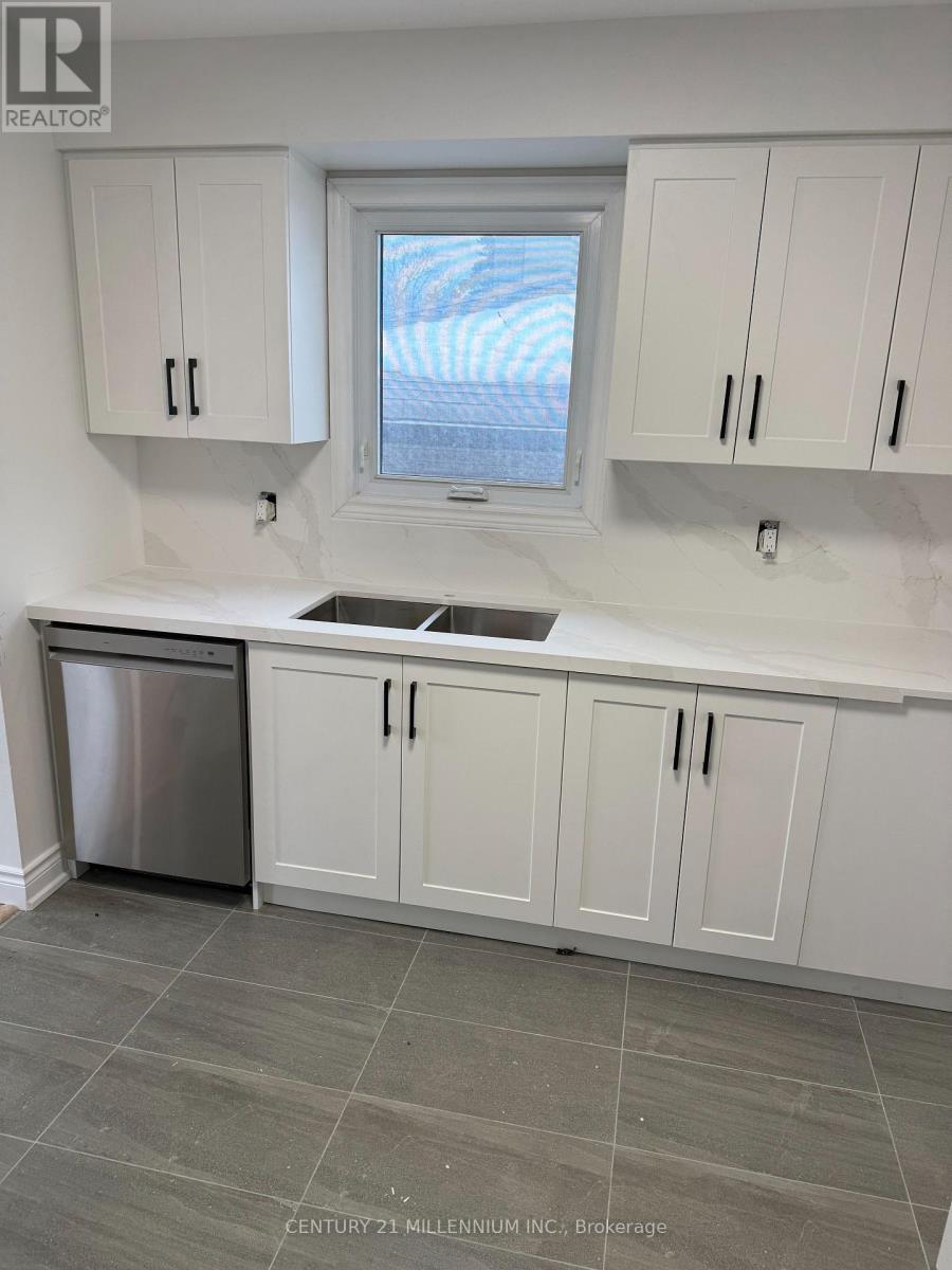 131 Edelwild Drive, Orangeville, Ontario  L9W 3H9 - Photo 8 - W12659632