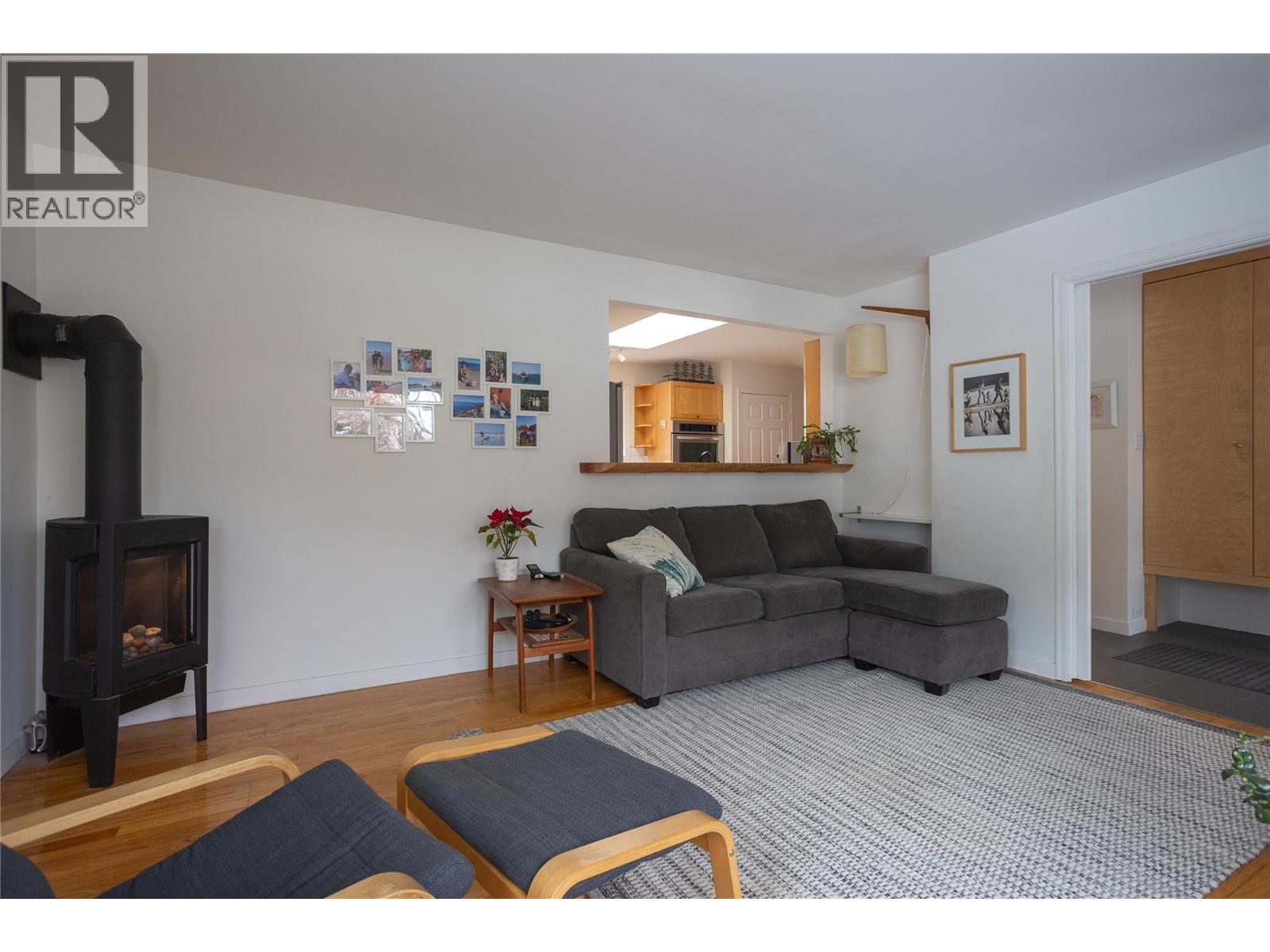 1420 Kootenay Street, Nelson, British Columbia  V1L 1L7 - Photo 6 - 10371815