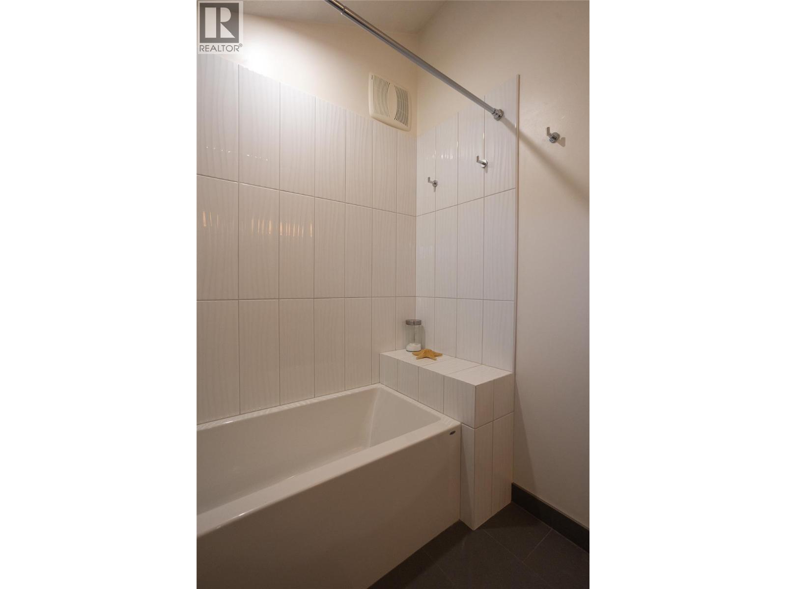 1420 Kootenay Street, Nelson, British Columbia  V1L 1L7 - Photo 40 - 10371815