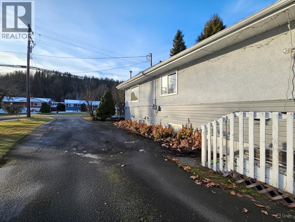 3508 Thomas Street, Terrace, British Columbia  V8G 3G8 - Photo 15 - R3077907