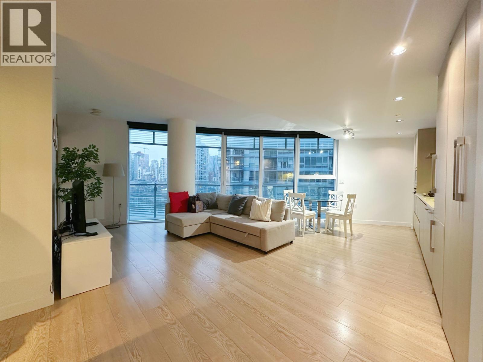 1505 89 Nelson Street, Vancouver, British Columbia V6Z 0E7 - Photo 9 - R3079560