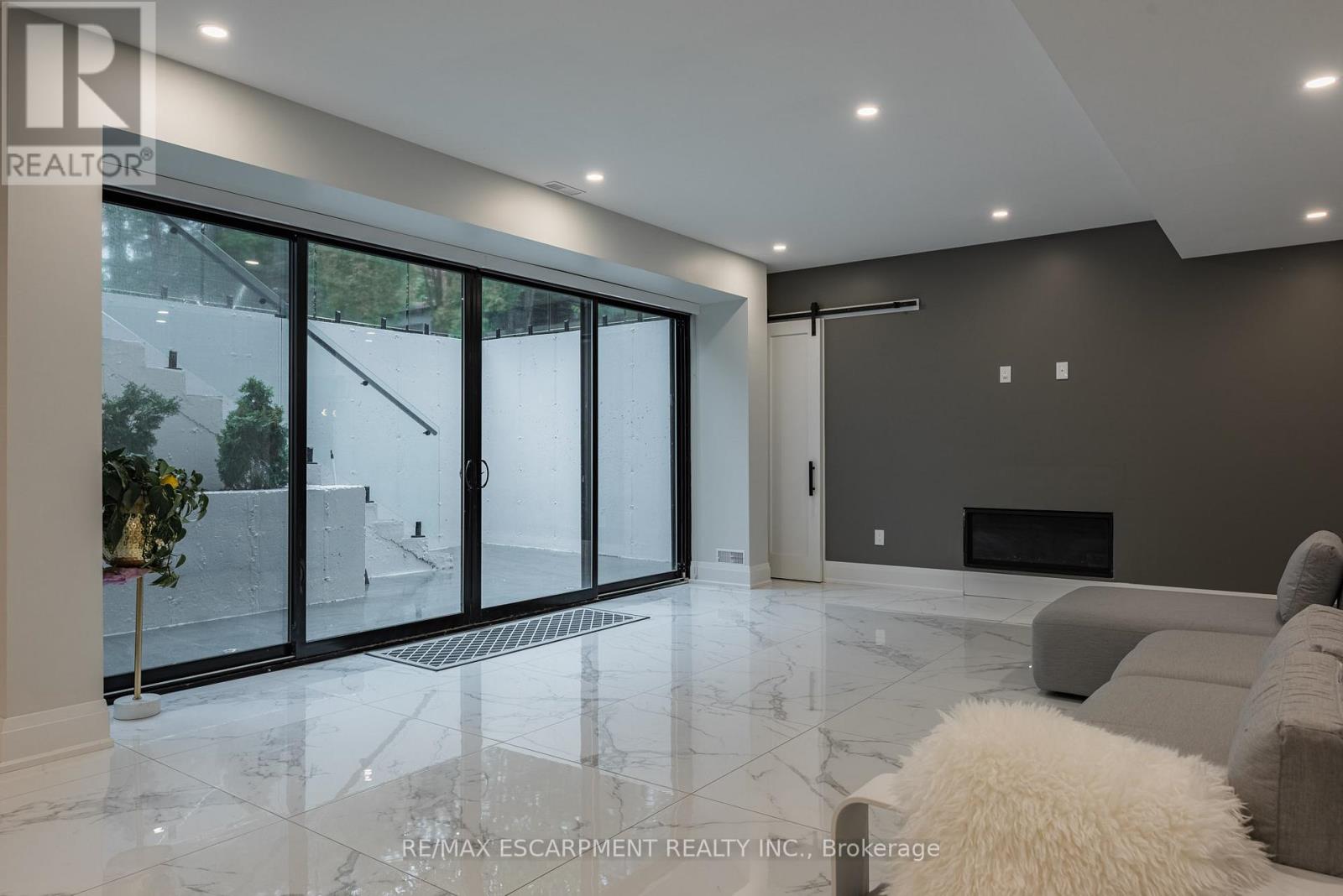 2110 Stonehouse Crescent, Mississauga, Ontario  L5H 3J1 - Photo 39 - W12697208