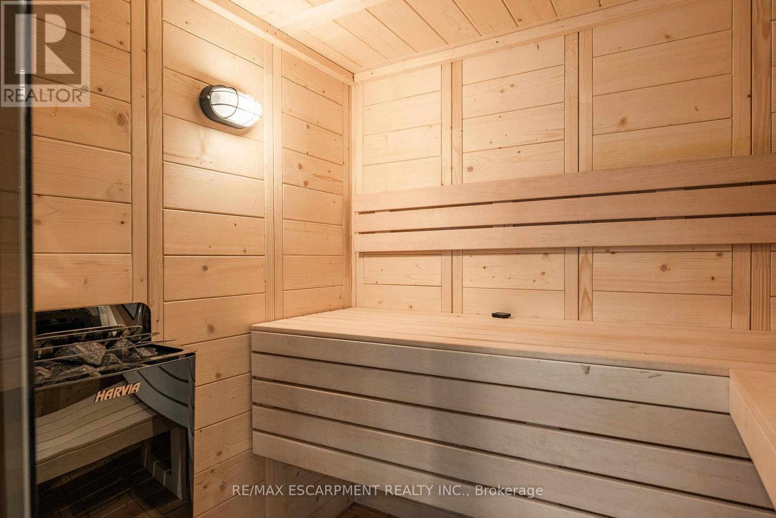 2110 Stonehouse Crescent, Mississauga, Ontario  L5H 3J1 - Photo 43 - W12697208