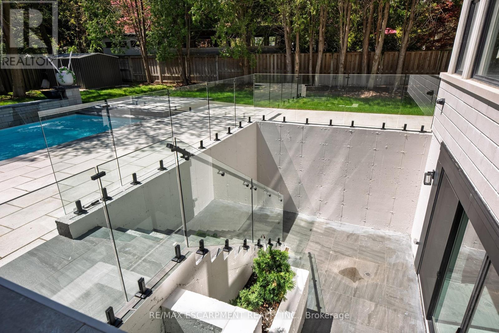 2110 Stonehouse Crescent, Mississauga, Ontario  L5H 3J1 - Photo 49 - W12697208