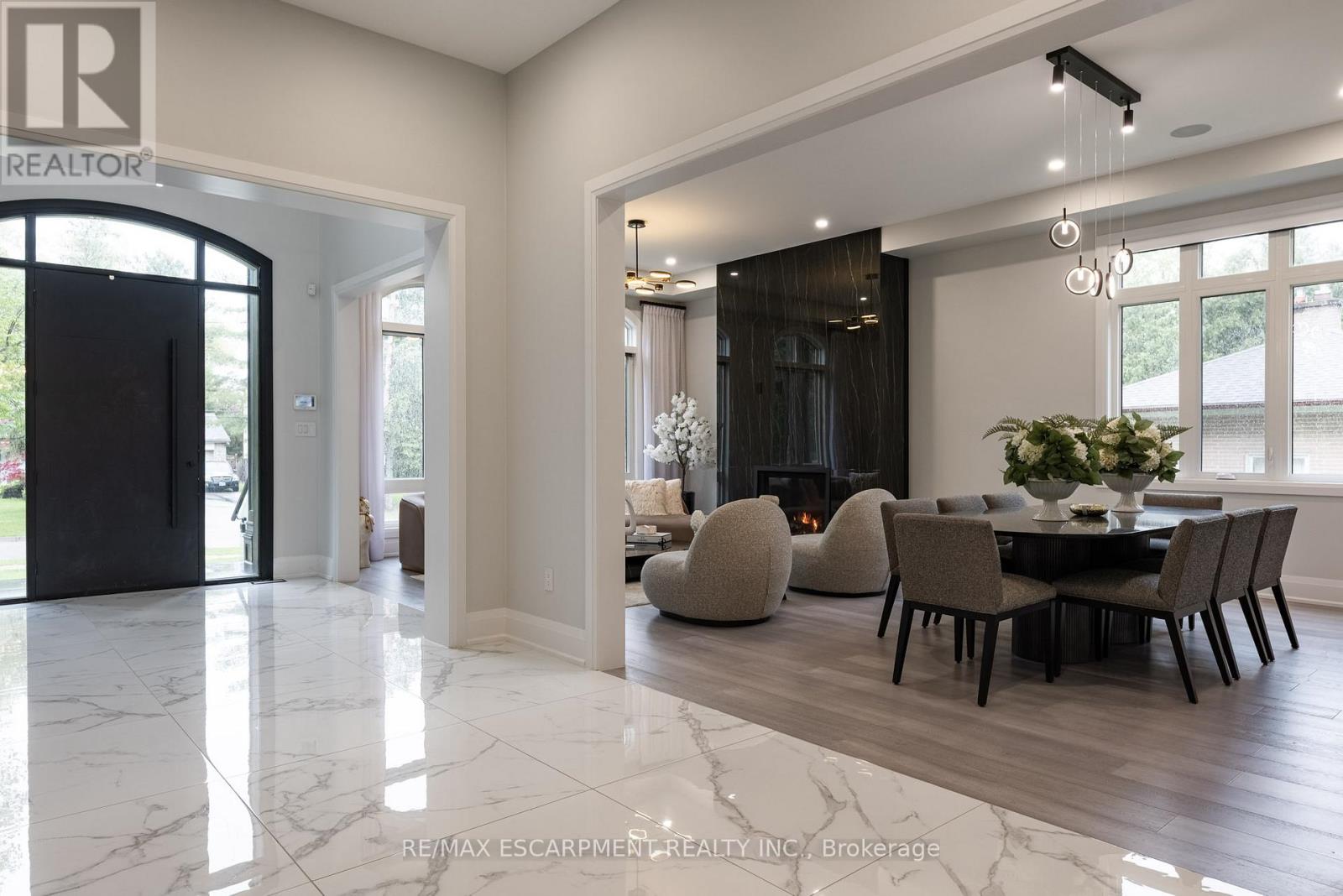 2110 Stonehouse Crescent, Mississauga, Ontario  L5H 3J1 - Photo 9 - W12697208