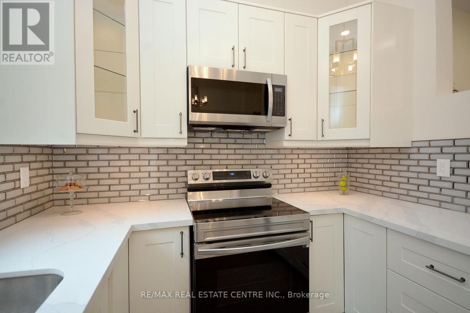 2912 Arvida Circle, Mississauga, Ontario  L5N 1R5 - Photo 17 - W12697240