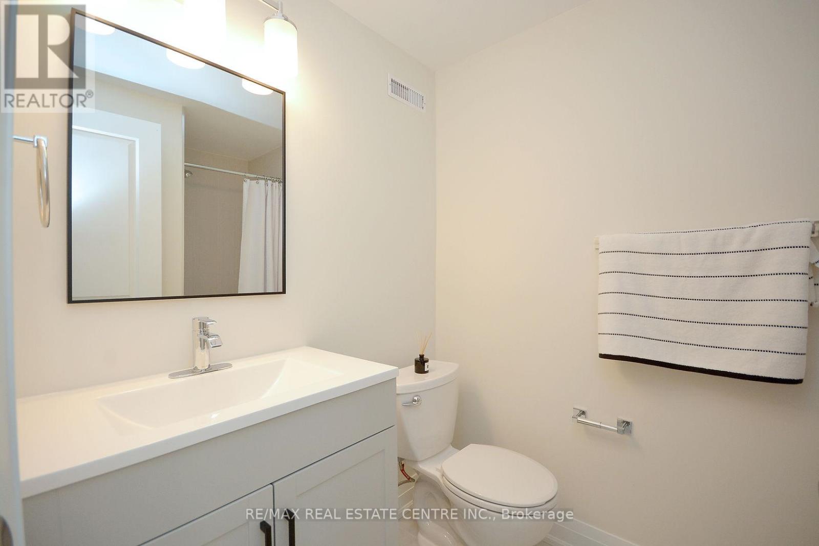 2912 Arvida Circle, Mississauga, Ontario  L5N 1R5 - Photo 22 - W12697240