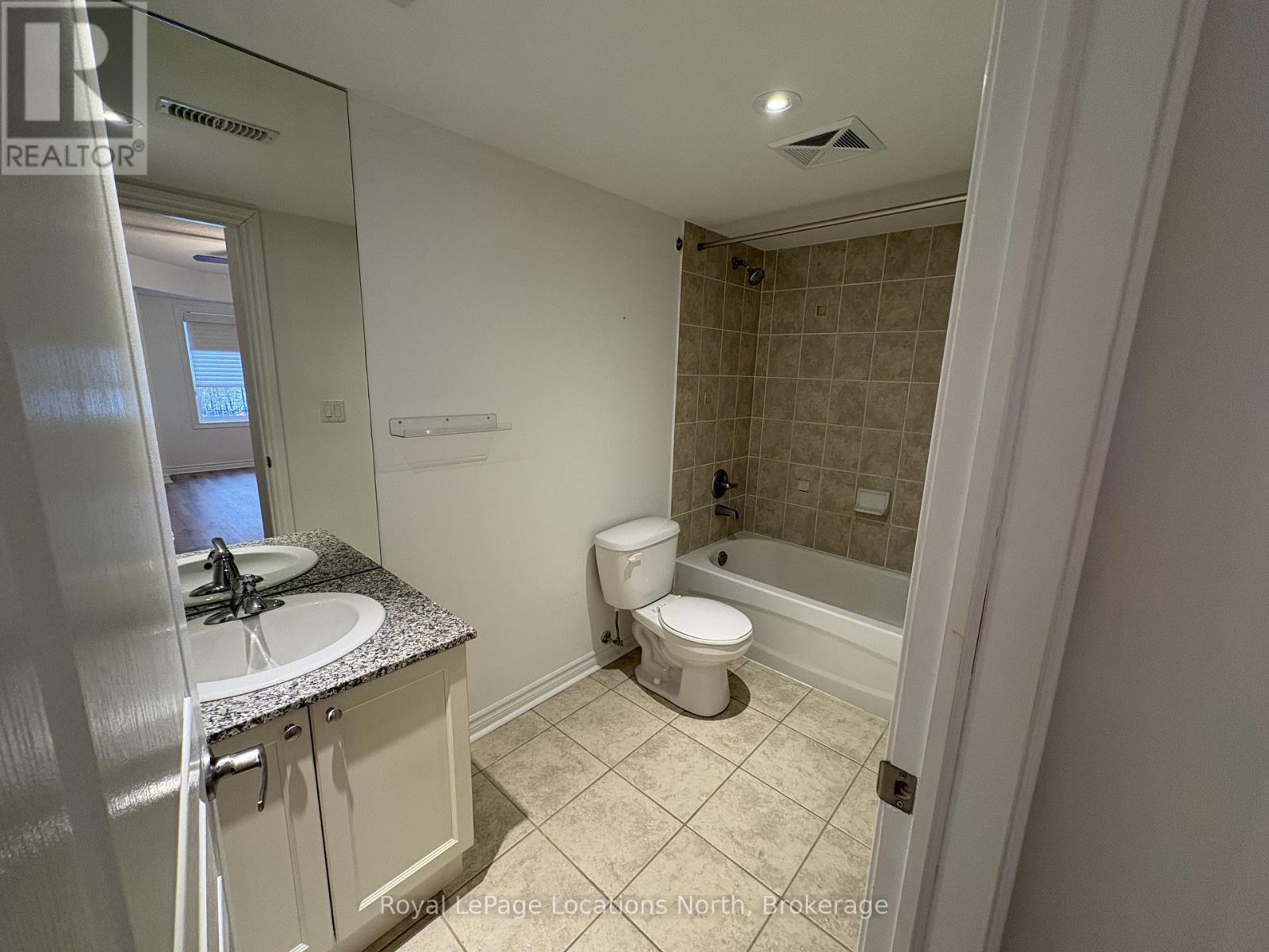 202 - 3 Brandy Lane Drive, Collingwood, Ontario  L9Y 0X4 - Photo 10 - S12697342