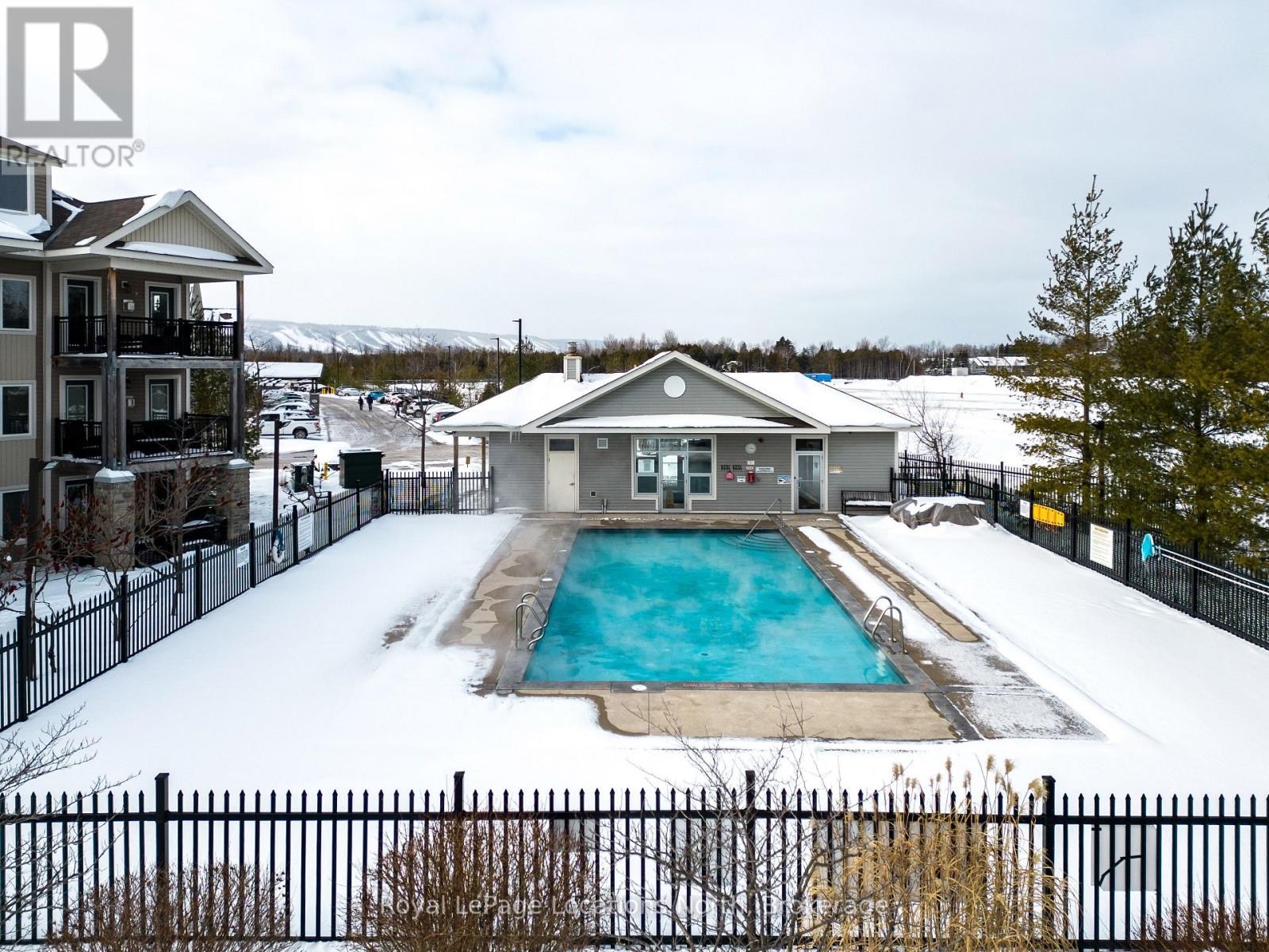 202 - 3 Brandy Lane Drive, Collingwood, Ontario  L9Y 0X4 - Photo 14 - S12697342