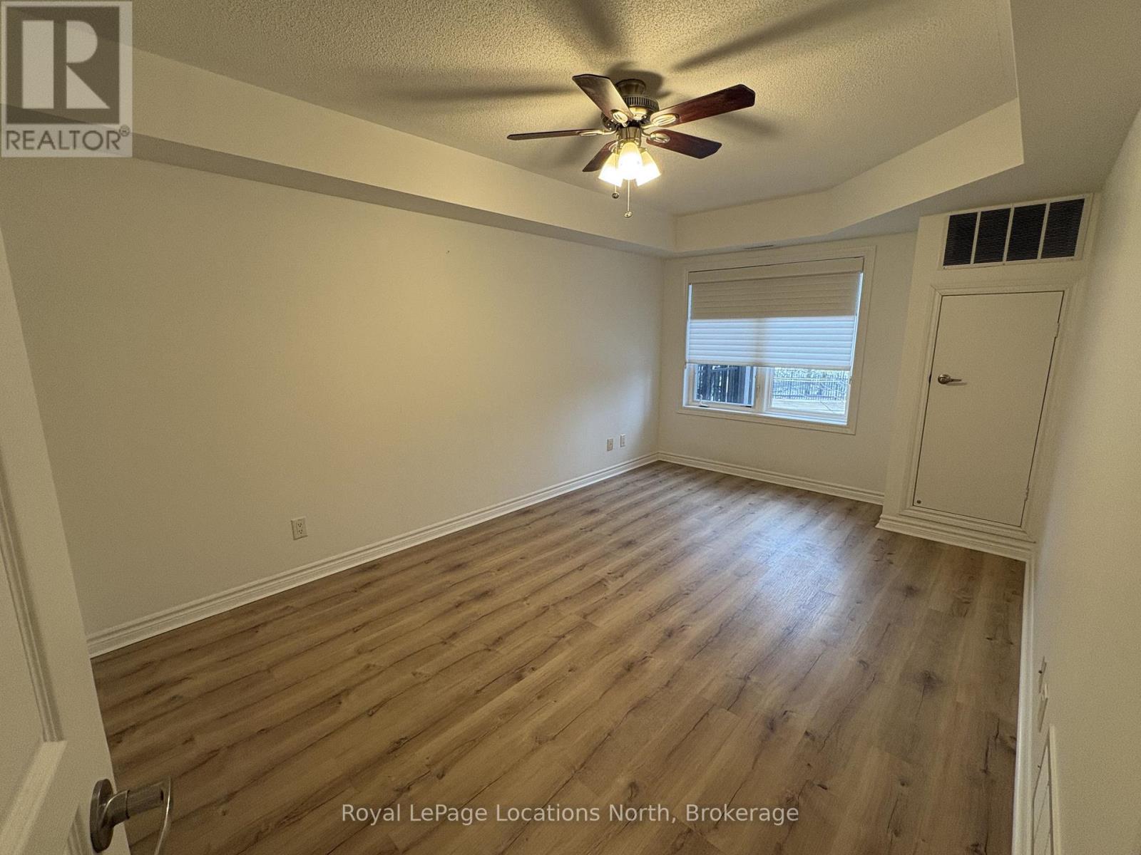 202 - 3 Brandy Lane Drive, Collingwood, Ontario  L9Y 0X4 - Photo 8 - S12697342