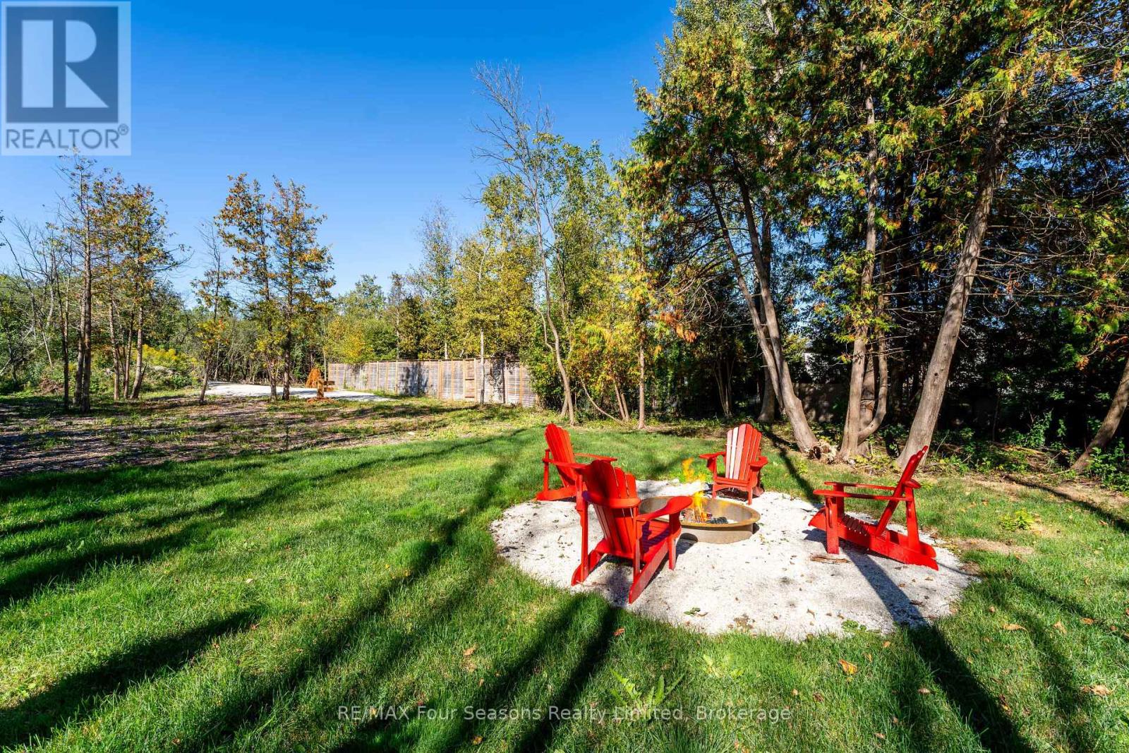 9746 Beachwood Road, Collingwood, Ontario  L9Y 3Z1 - Photo 4 - S12697372