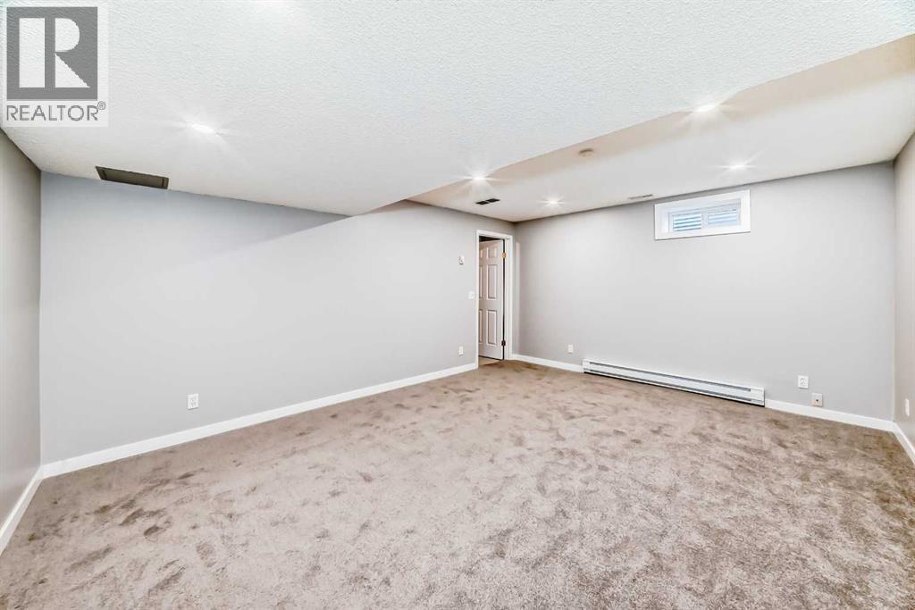 95 Hidden Creek Rise Nw, Calgary, Alberta  T3A 6L3 - Photo 35 - A2276139