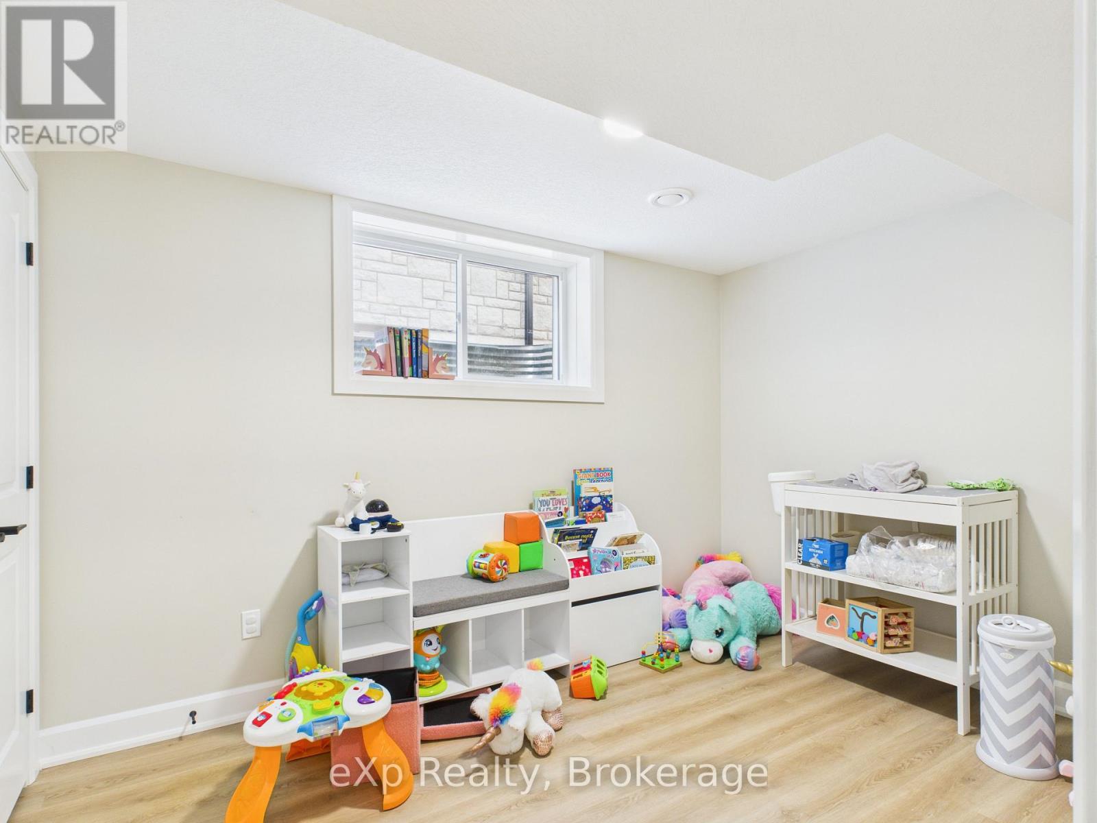 221130 Grey Road 9, West Grey, Ontario  N0G 2M0 - Photo 11 - X12697402