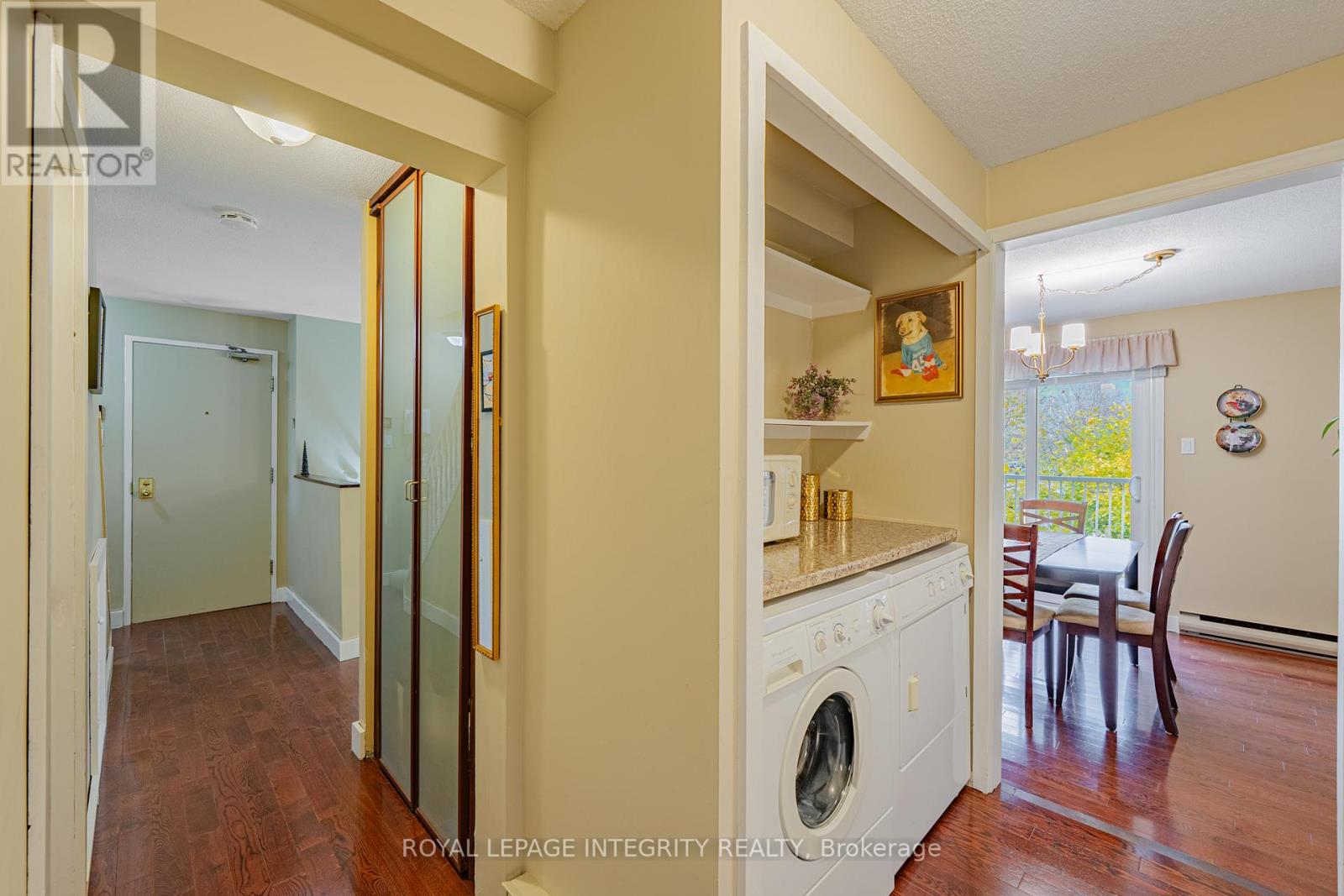 7 - 6 Sweetbriar Circle, Ottawa, Ontario  K2J 2K4 - Photo 9 - X12531374